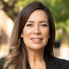 Claudia Davila: From Data Quality to Closing Deals—A Journey Across Industries